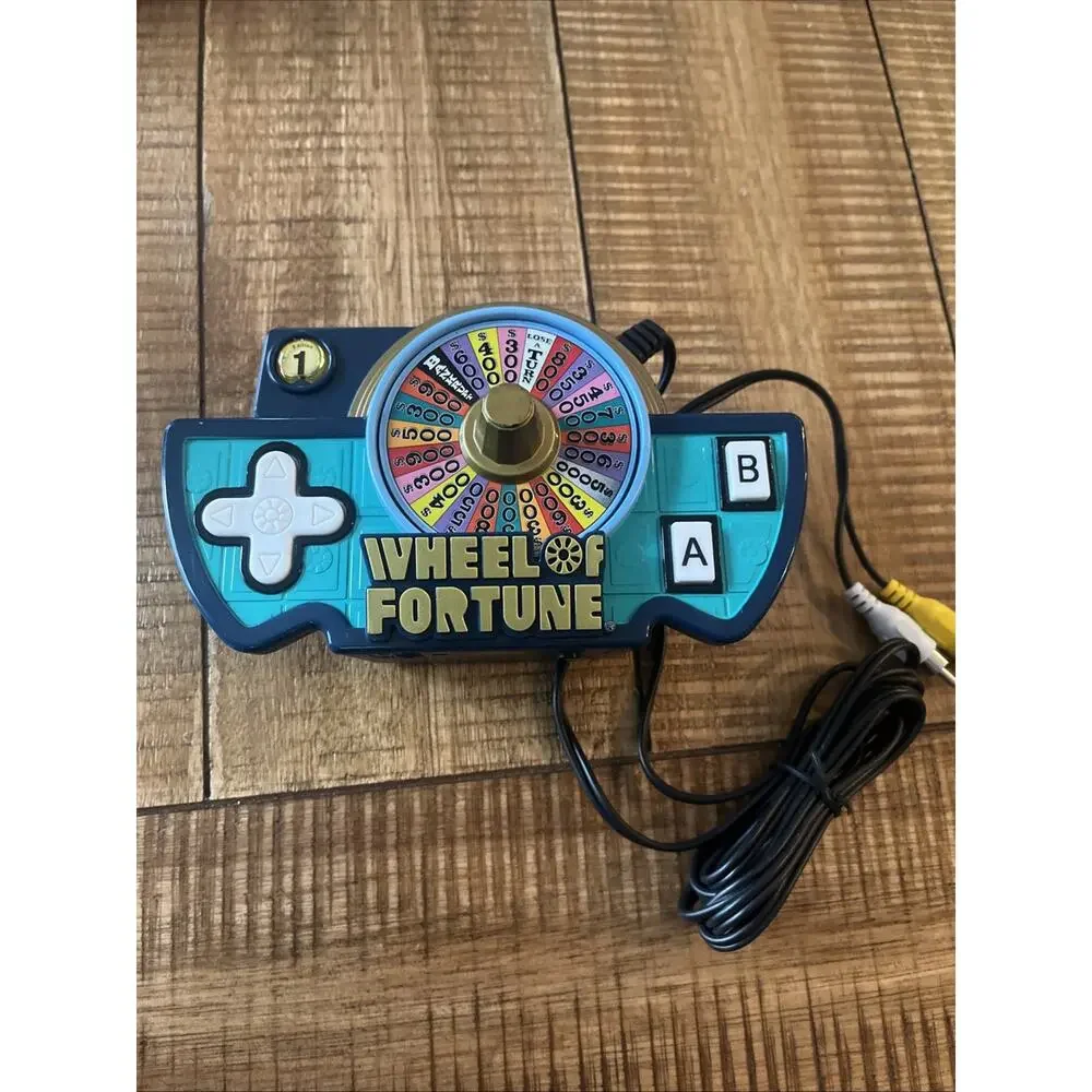 Wheel of Fortune TV Plug N Play TV Game Jakks Pacific Video TESTED & Works 2005